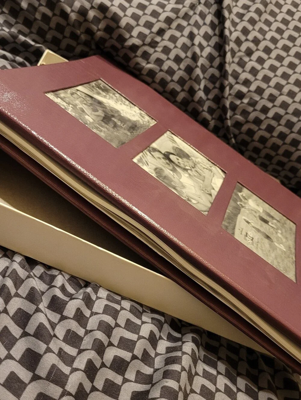 NEW Hallmark Stories Photo Album (PHA7042) Our Memories Original Box